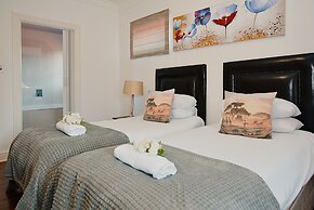 Albatross Guest house