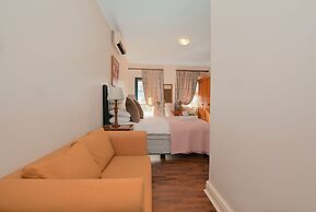 Albatross Guest house