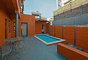 Albatross Guest house