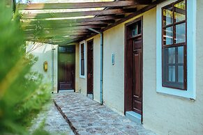 Eski Yeni Tatil Evi