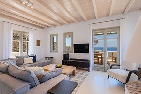 Mykonos 3 BR Luxury Villa Private Pool Views