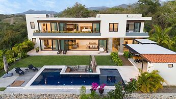 Punta De Mita - Luxury 7 BR Villa Oceanview