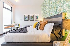 NEW Perfect Location with Free Parking