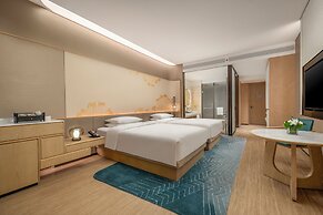 HUALUXE Resort Beihai Silver Beach by IHG