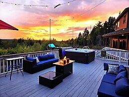 Bear Mountain Lodge