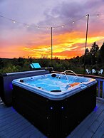 Bear Mountain Lodge
