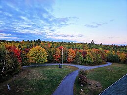 Bear Mountain Lodge
