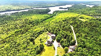 Bear Mountain Lodge