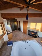 Bear Mountain Lodge