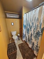 Bear Mountain Lodge