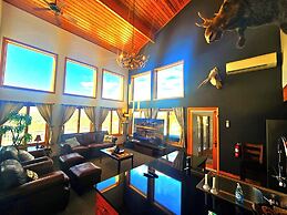 Bear Mountain Lodge