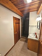 Bear Mountain Lodge