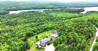 Bear Mountain Lodge