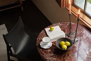 Golden Age Hotel