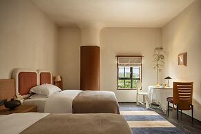 Golden Age Hotel