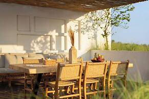 Fenta Villa Canggu by Nakula