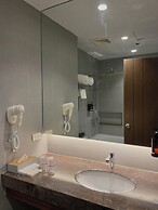 The Tribute Hotel