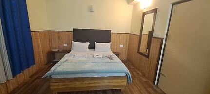 Khi Gha Thang Retreat