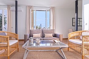 Genteel Home Recaredo
