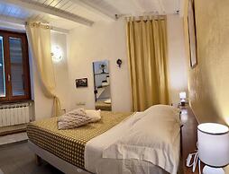 Panoramic Townhouse Casa del Borgo