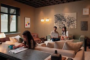 Athens Capital Suites-Mgallery Collection