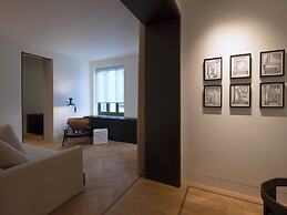Athens Capital Suites-Mgallery Collection