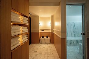 Athens Capital Suites-Mgallery Collection