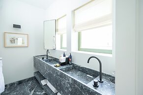 Athens Capital Suites-Mgallery Collection