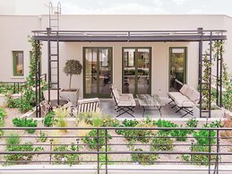 Athens Capital Suites-Mgallery Collection