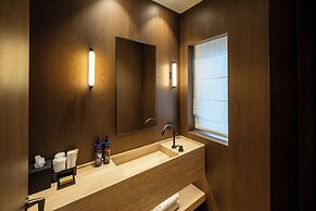 Athens Capital Suites-Mgallery Collection