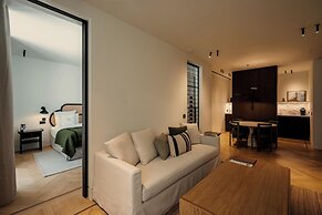 Athens Capital Suites-Mgallery Collection