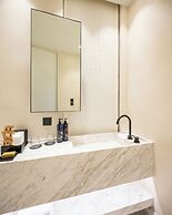Athens Capital Suites-Mgallery Collection