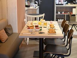 Ibis Paris Tour Montparnasse 15Ème