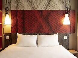 Ibis Paris Tour Montparnasse 15Ème