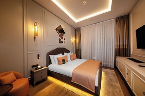 Levni Istanbul Hotel Handwritten Collection