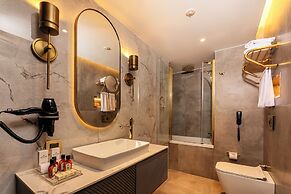 Levni Istanbul Hotel Handwritten Collection