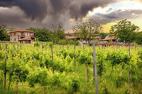 Schuchmann Wines Château,Villas & SPA