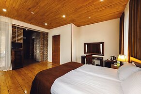 Schuchmann Wines Château,Villas & SPA