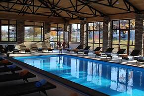 Schuchmann Wines Château,Villas & SPA