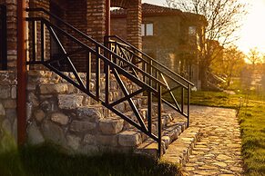 Schuchmann Wines Château,Villas & SPA