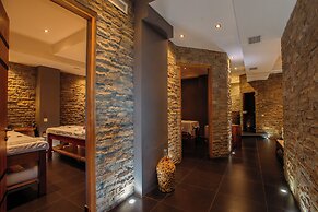 Schuchmann Wines Château,Villas & SPA