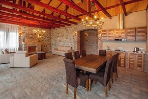 Schuchmann Wines Château,Villas & SPA