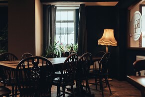 Kings Head Usk