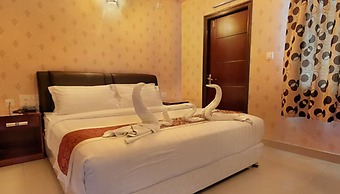 Hillside Hotel