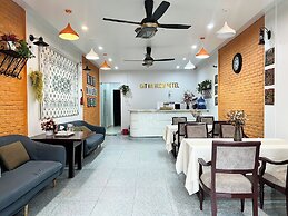 Cat Ba Glow Hotel