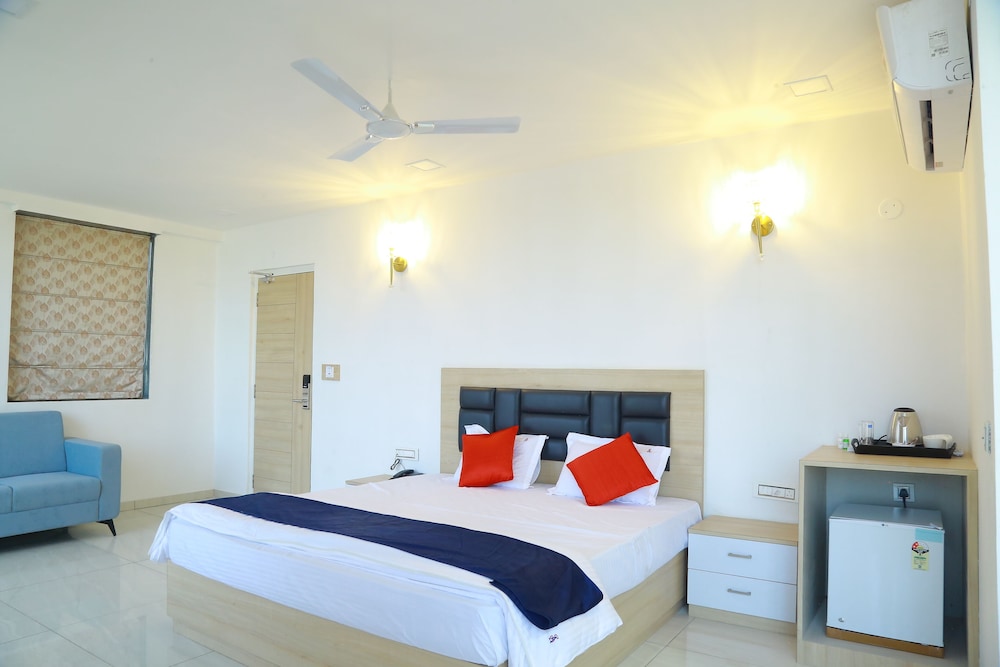 Anika Suites