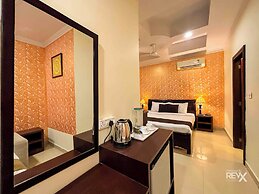 Hotel Nirvana Palace