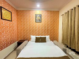 Hotel Nirvana Palace