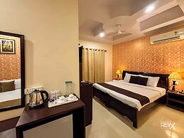 Hotel Nirvana Palace