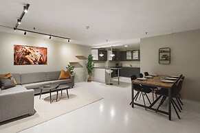 Arctic Homes - Downtown Penthouse